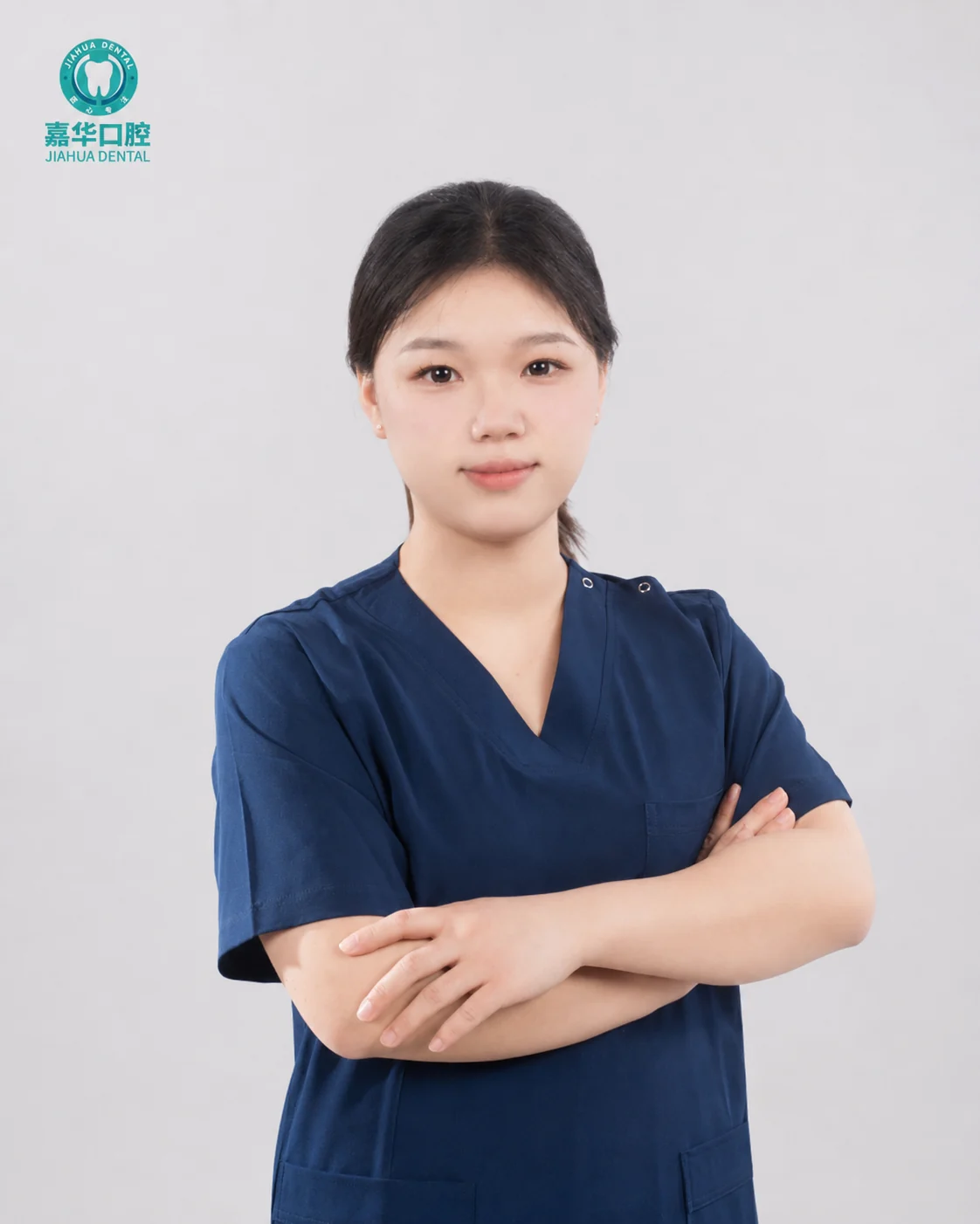 沈庭宇口腔执业助理医师形象照